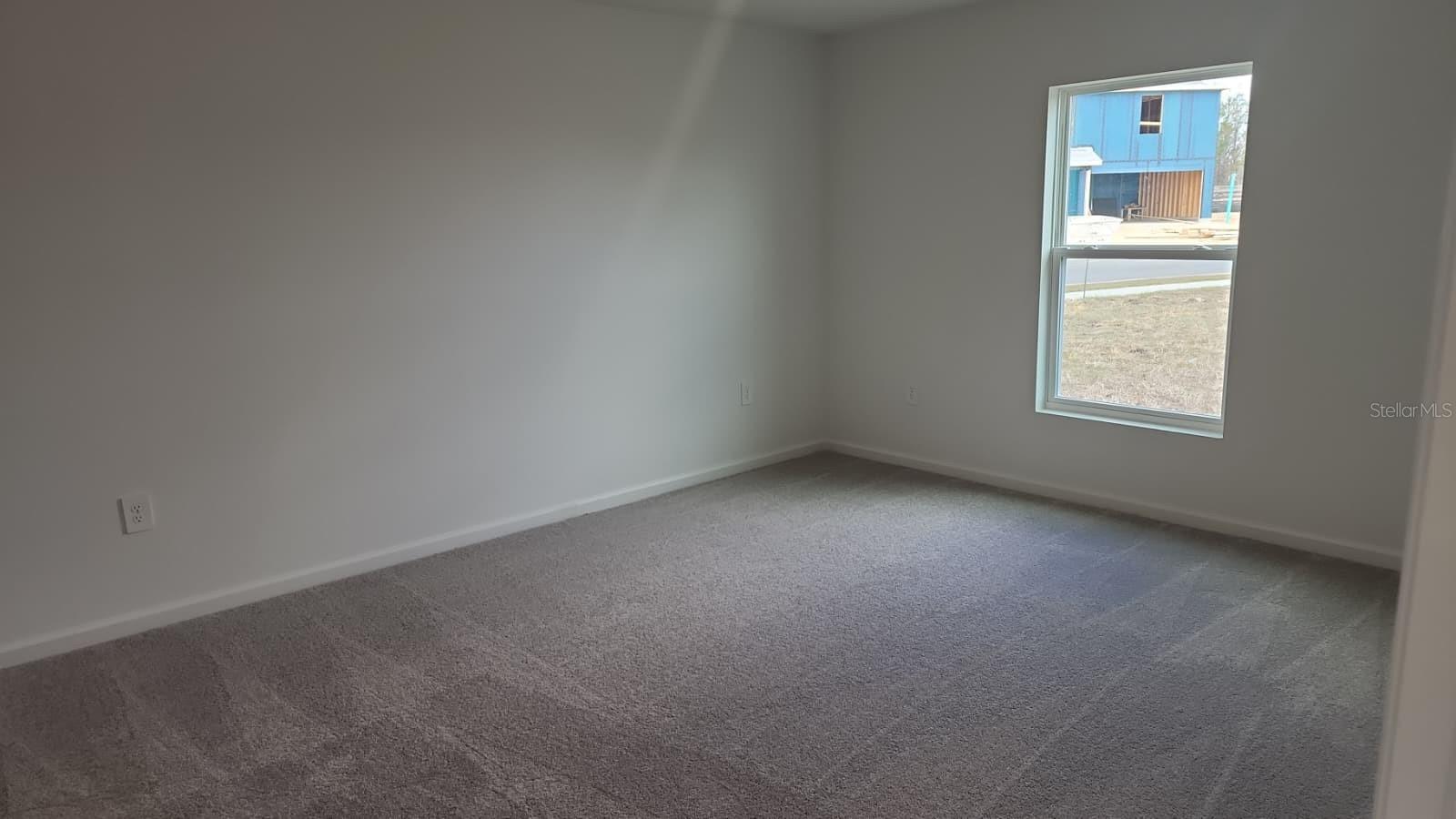 2189 Lasso Loop Property Photo 8