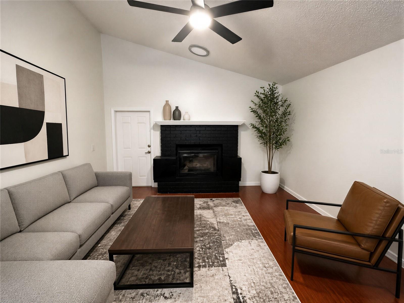 O6429283 Property Photo 10
