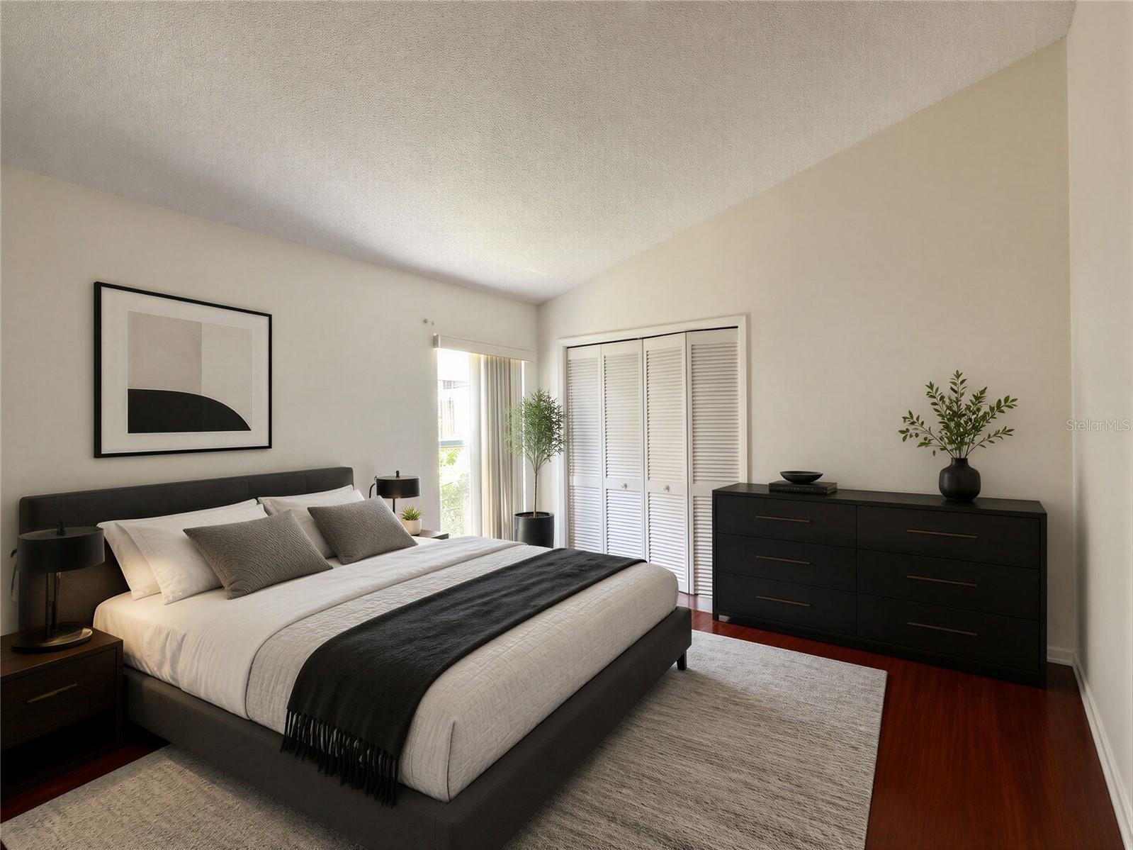 O6429283 Property Photo 15