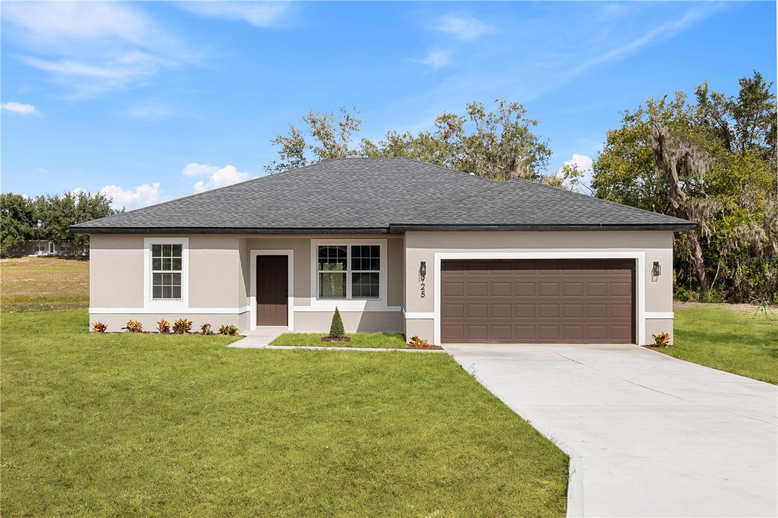 3261 W GAINESVILLE DR