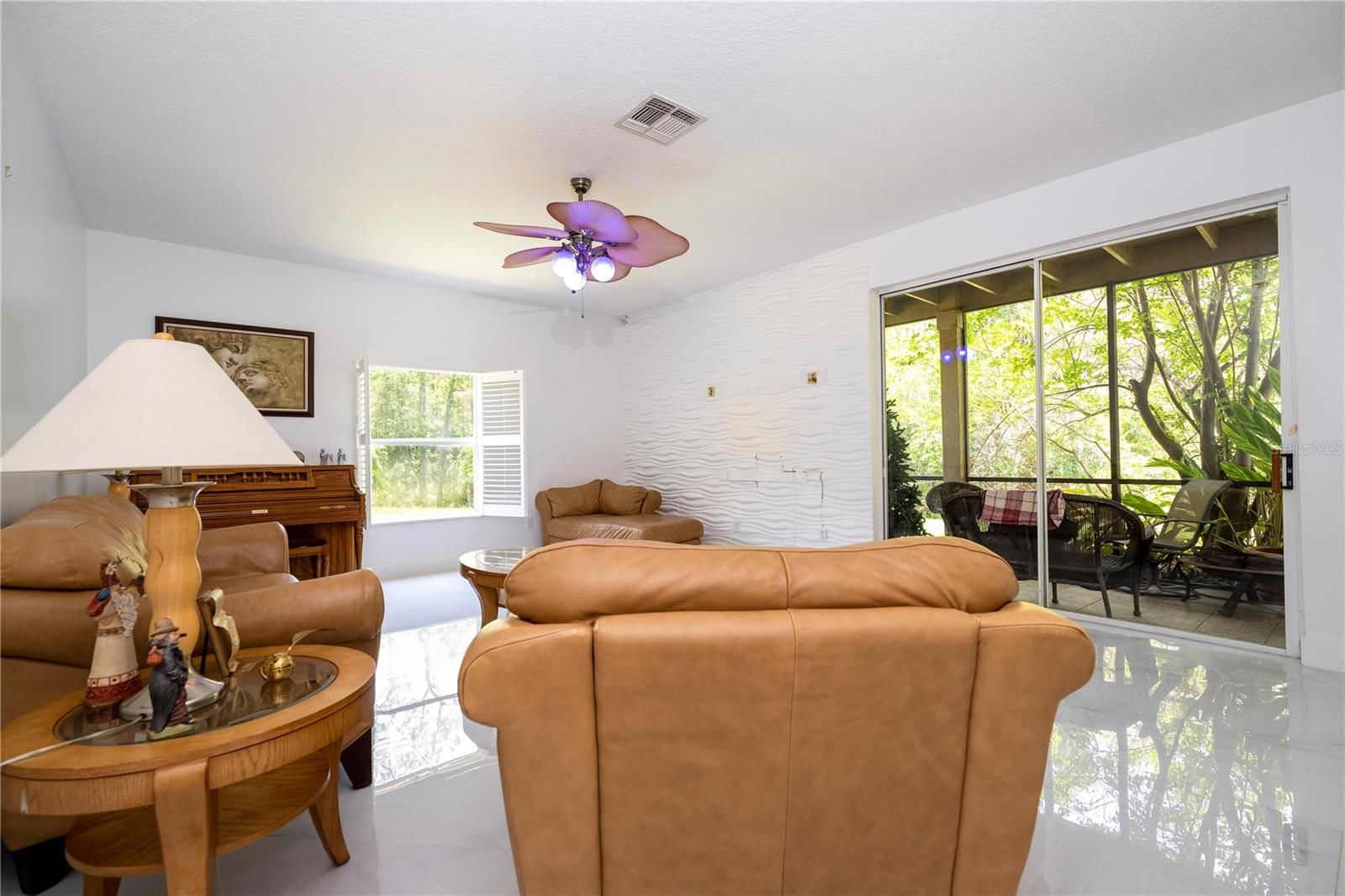 14938 Hartford Run Dr Property Photo 12
