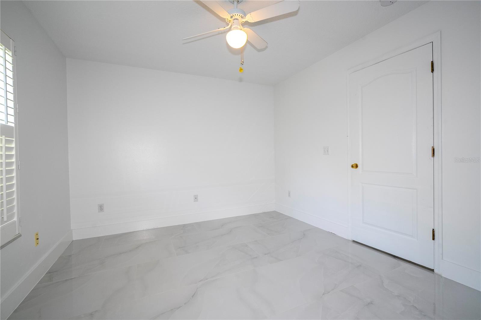 14938 Hartford Run Dr Property Photo 25