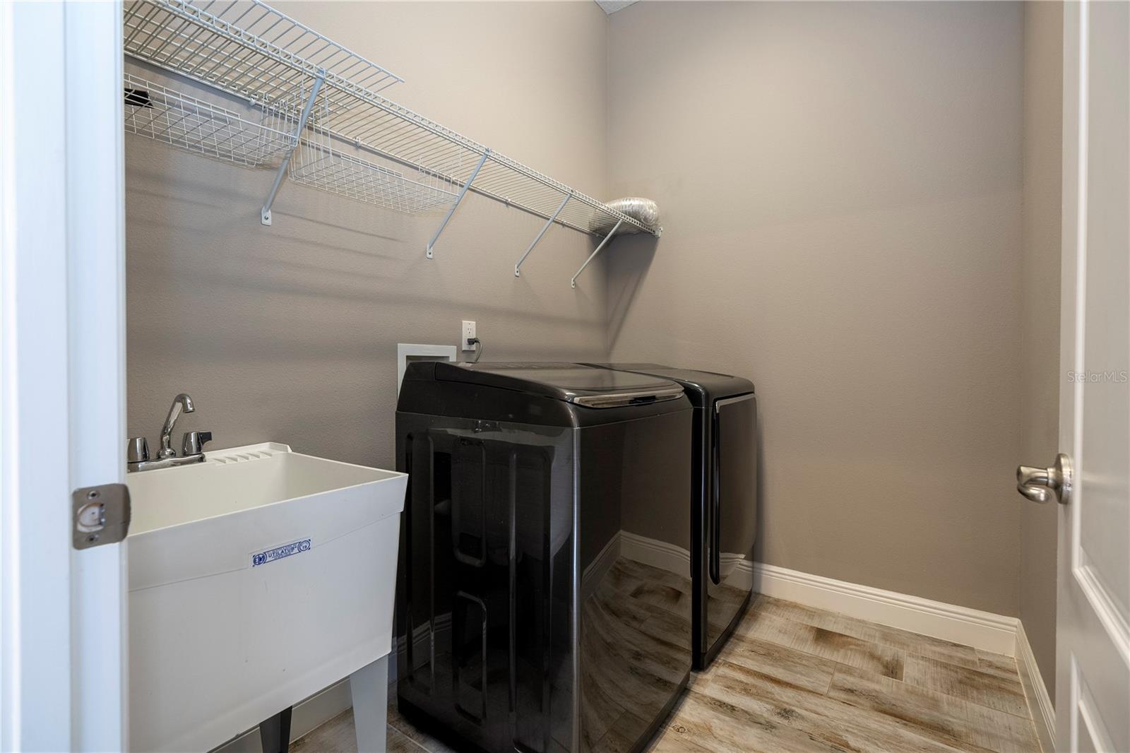 7573 Green Mountain Way Property Photo 32