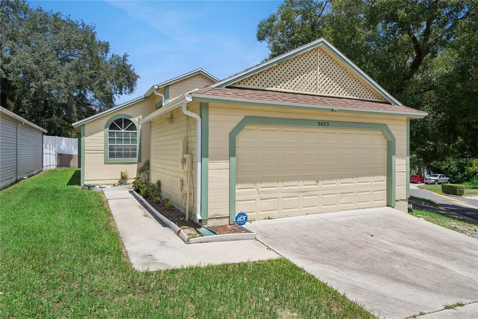 3023 Weymouth Ct Property Photo 1