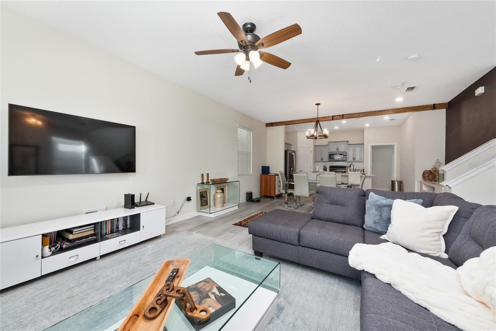 15121 Book Club Rd Property Photo 5