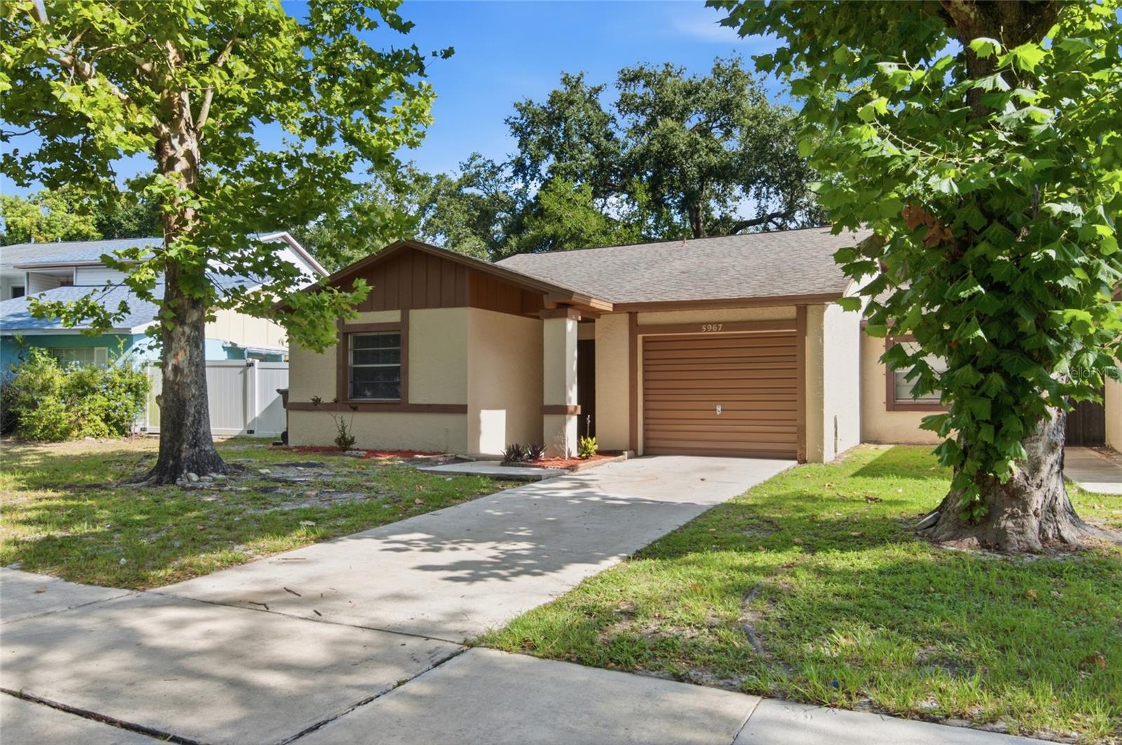 5967 Fish Ct Property Photo 2