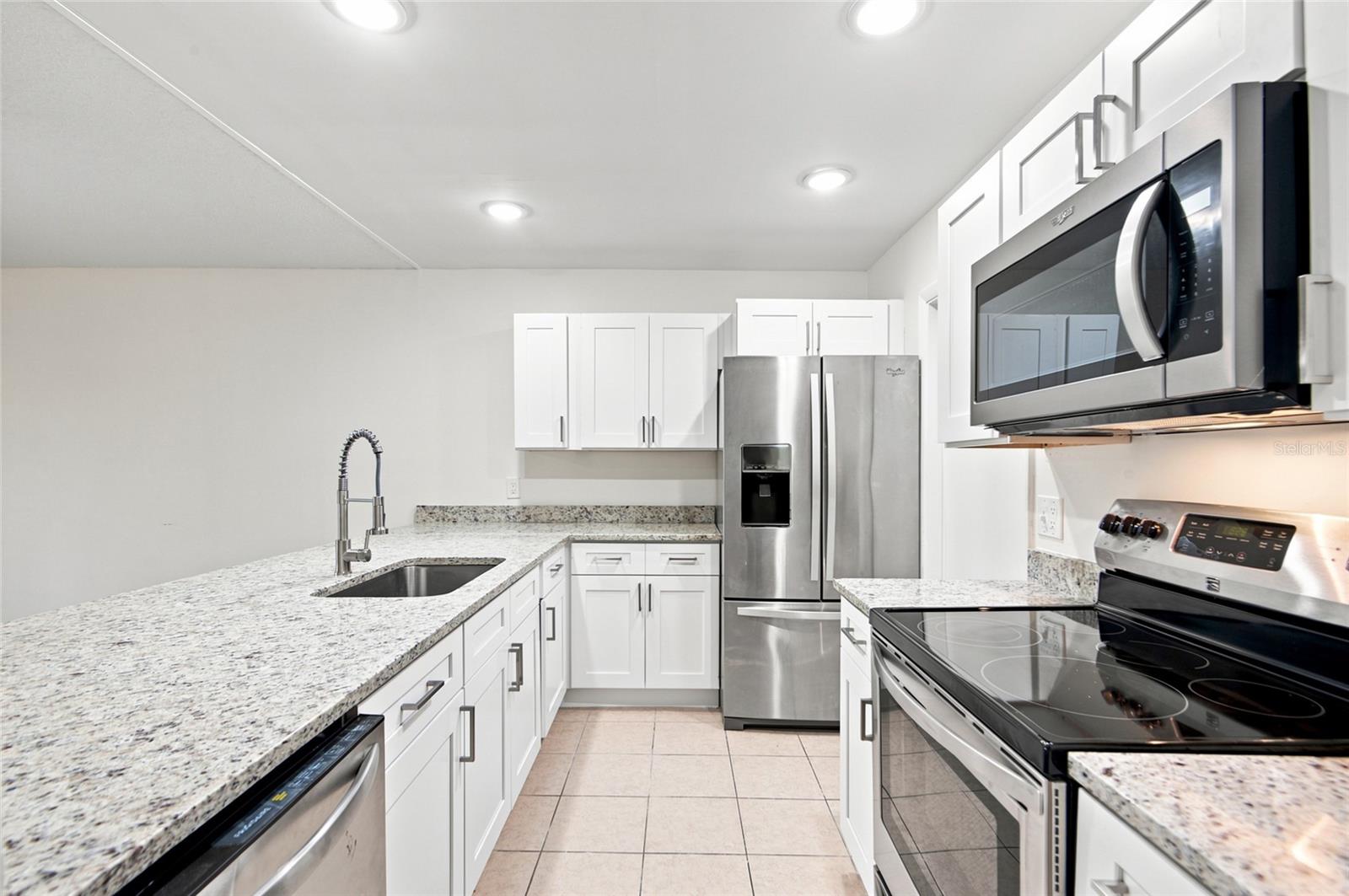 5967 Fish Ct Property Photo 5