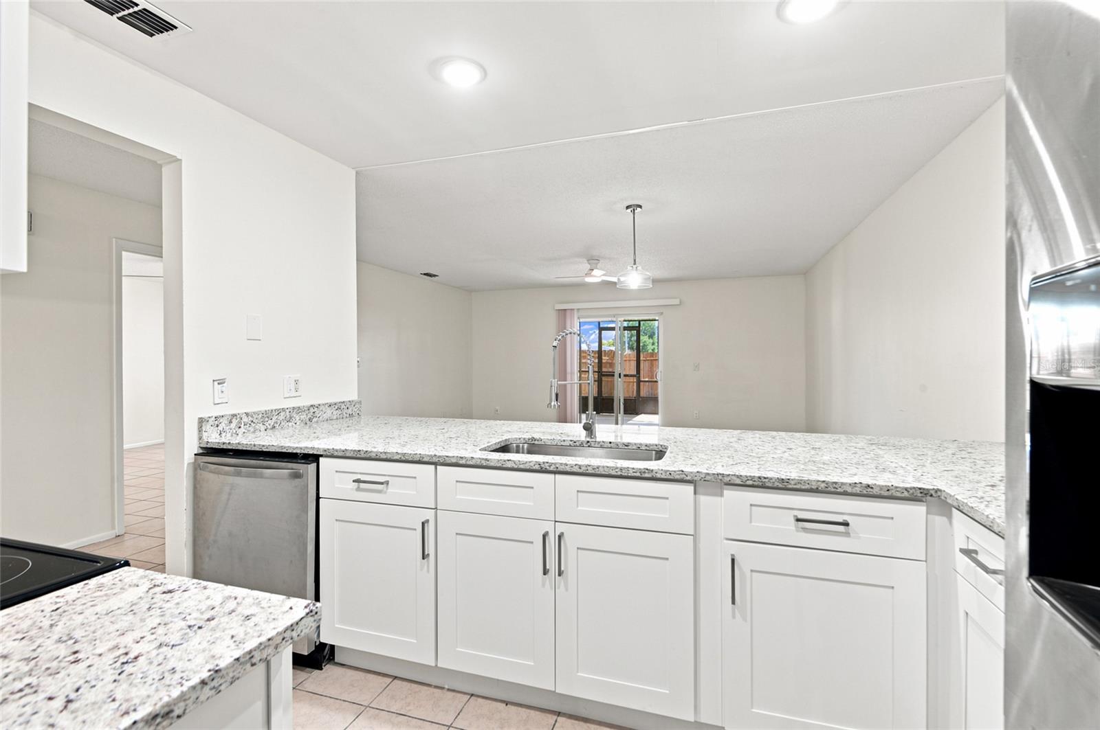 5967 Fish Ct Property Photo 7