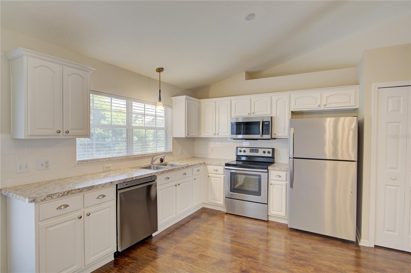 1360 Chris Ave Property Photo 15