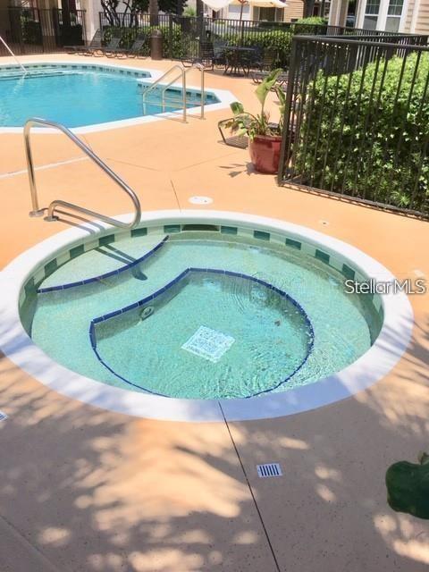 2015 Erving Cir #304 Property Photo 5