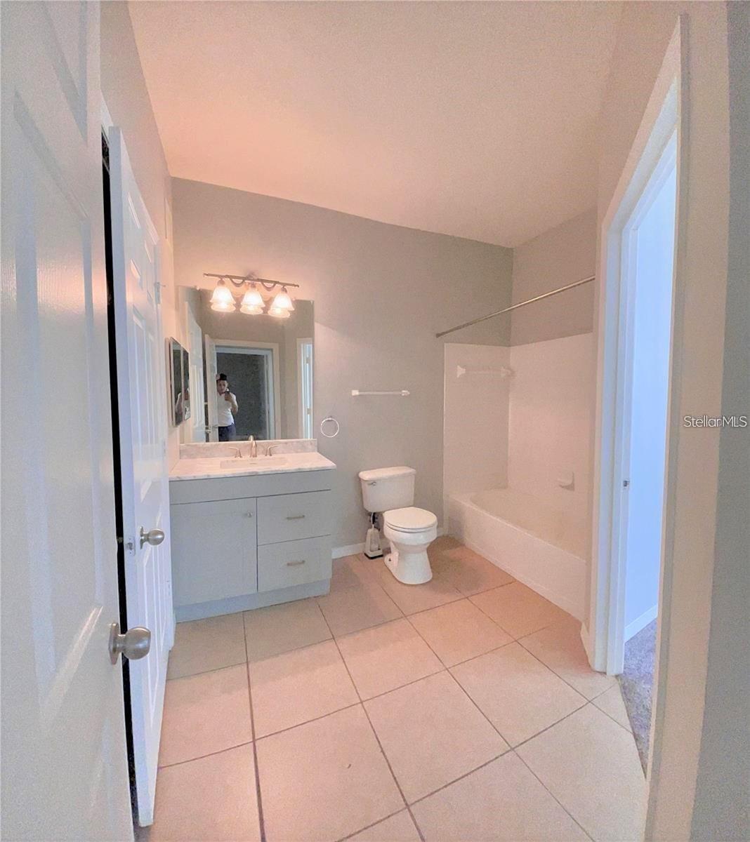 2015 Erving Cir #304 Property Photo 16