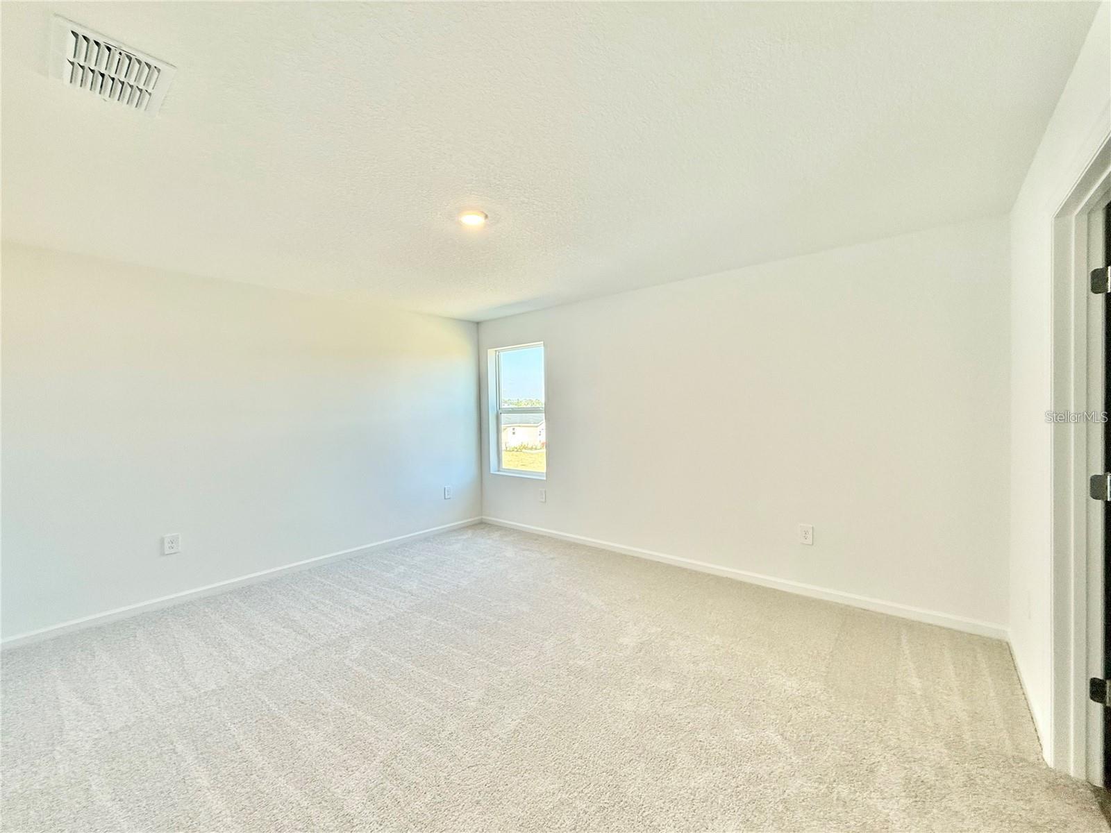 3783 Ne 30th Ter Property Photo 11