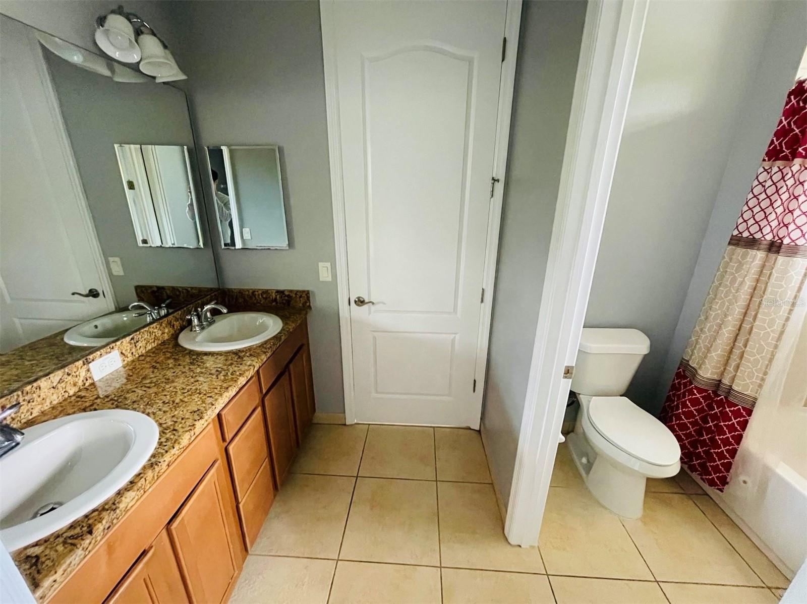 10802 Willow Ridge Loop Property Photo 14