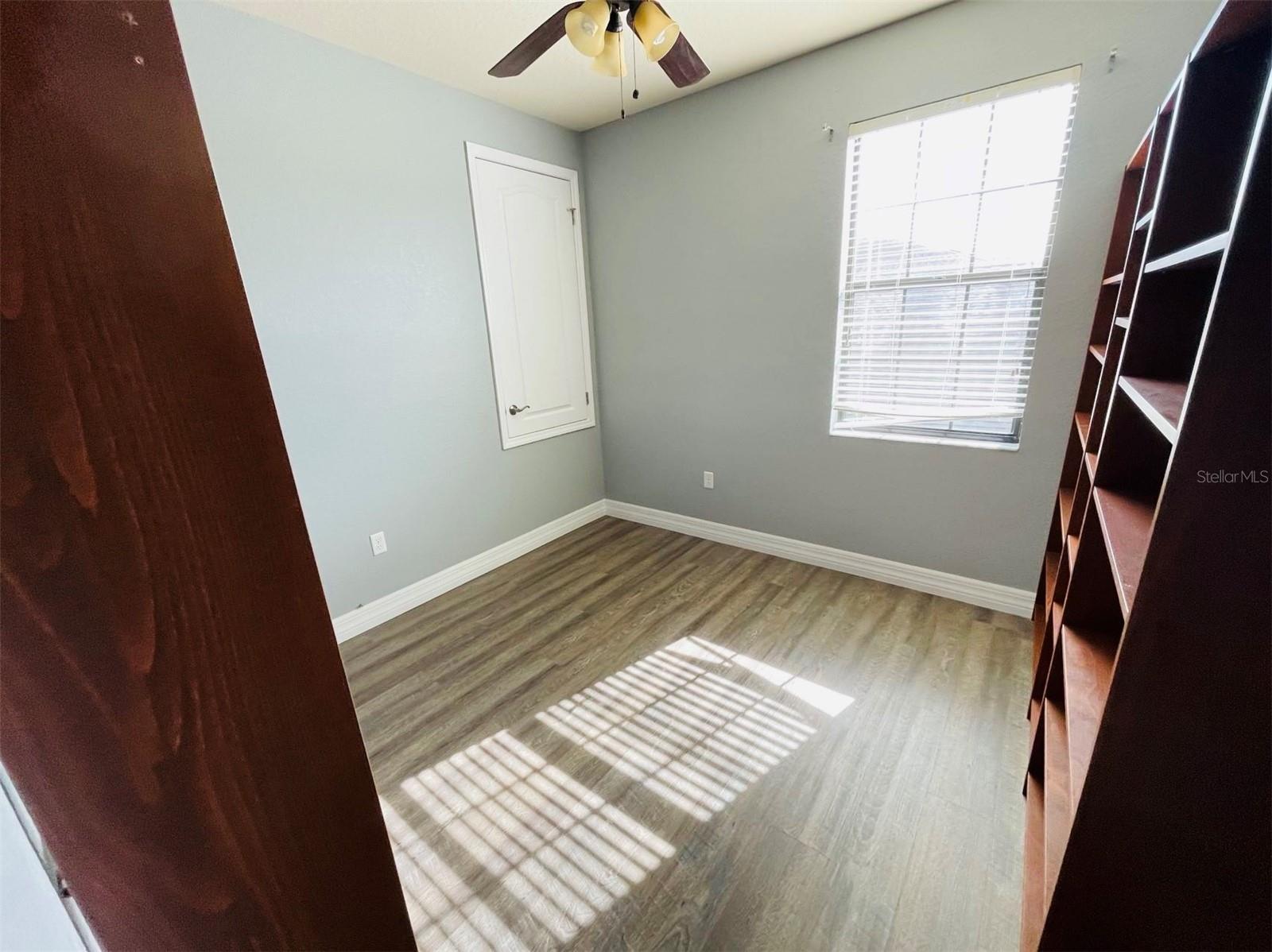 10802 Willow Ridge Loop Property Photo 17