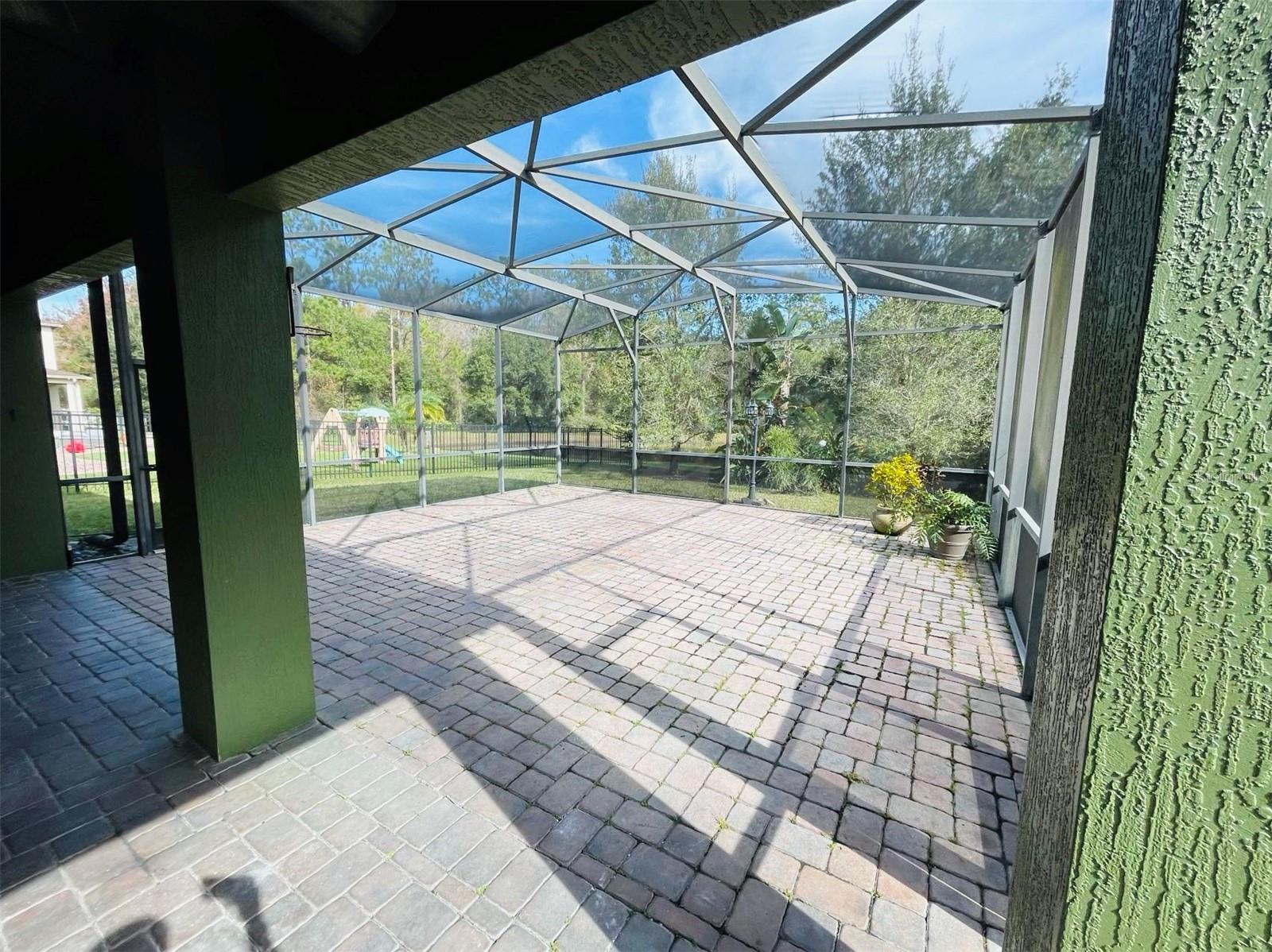 10802 Willow Ridge Loop Property Photo 21