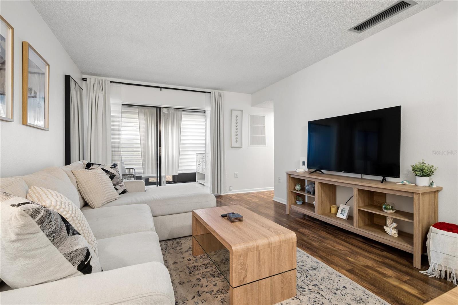 3806 Southpointe Dr #l4 Property Photo 9