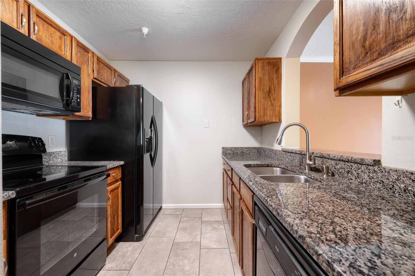 3930 Southpointe Dr #213 Property Photo 7