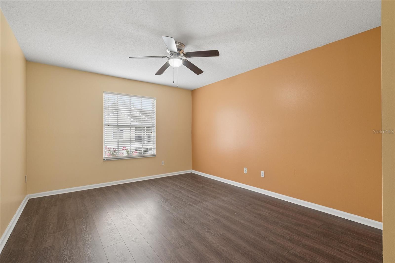 3930 Southpointe Dr #213 Property Photo 12