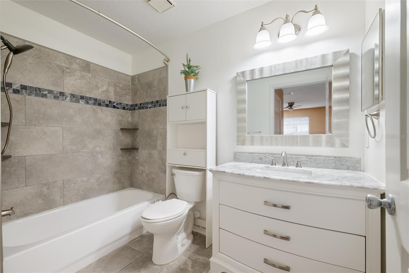 3930 Southpointe Dr #213 Property Photo 15