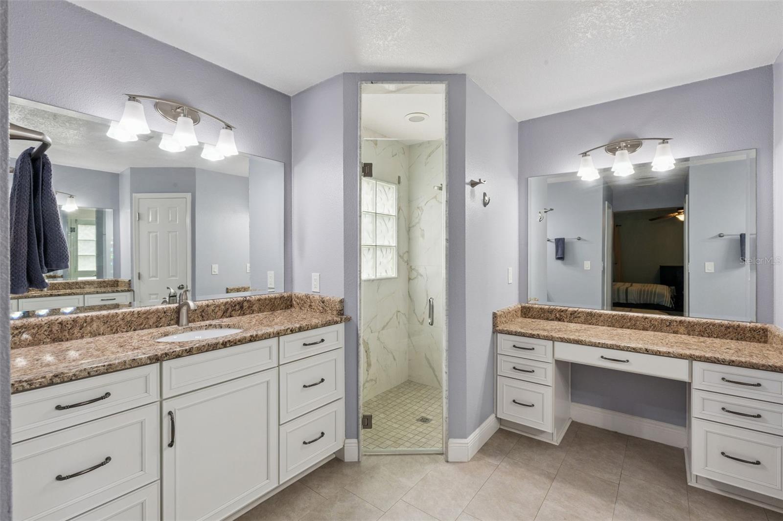 4507 Winderwood Cir Property Photo 17