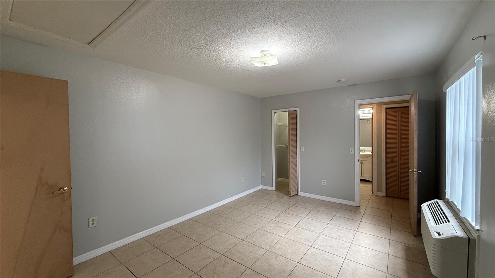 627 Orchid Dr Property Photo 9