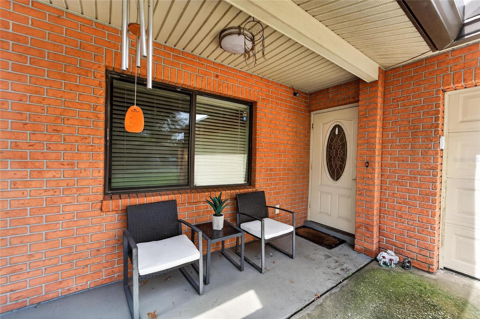 3721 Coppertree Cir Property Photo 3