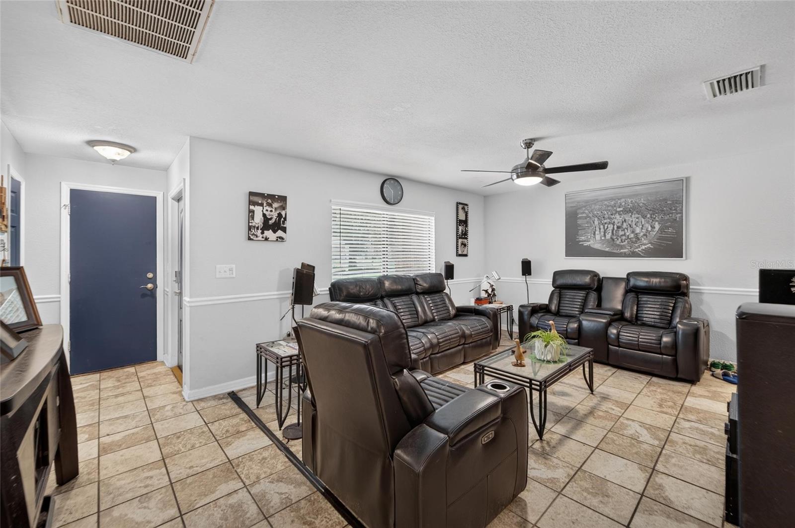 3721 Coppertree Cir Property Photo 6