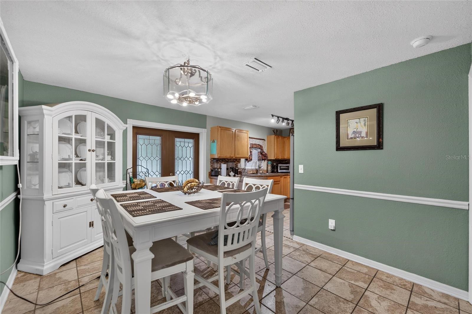 3721 Coppertree Cir Property Photo 8