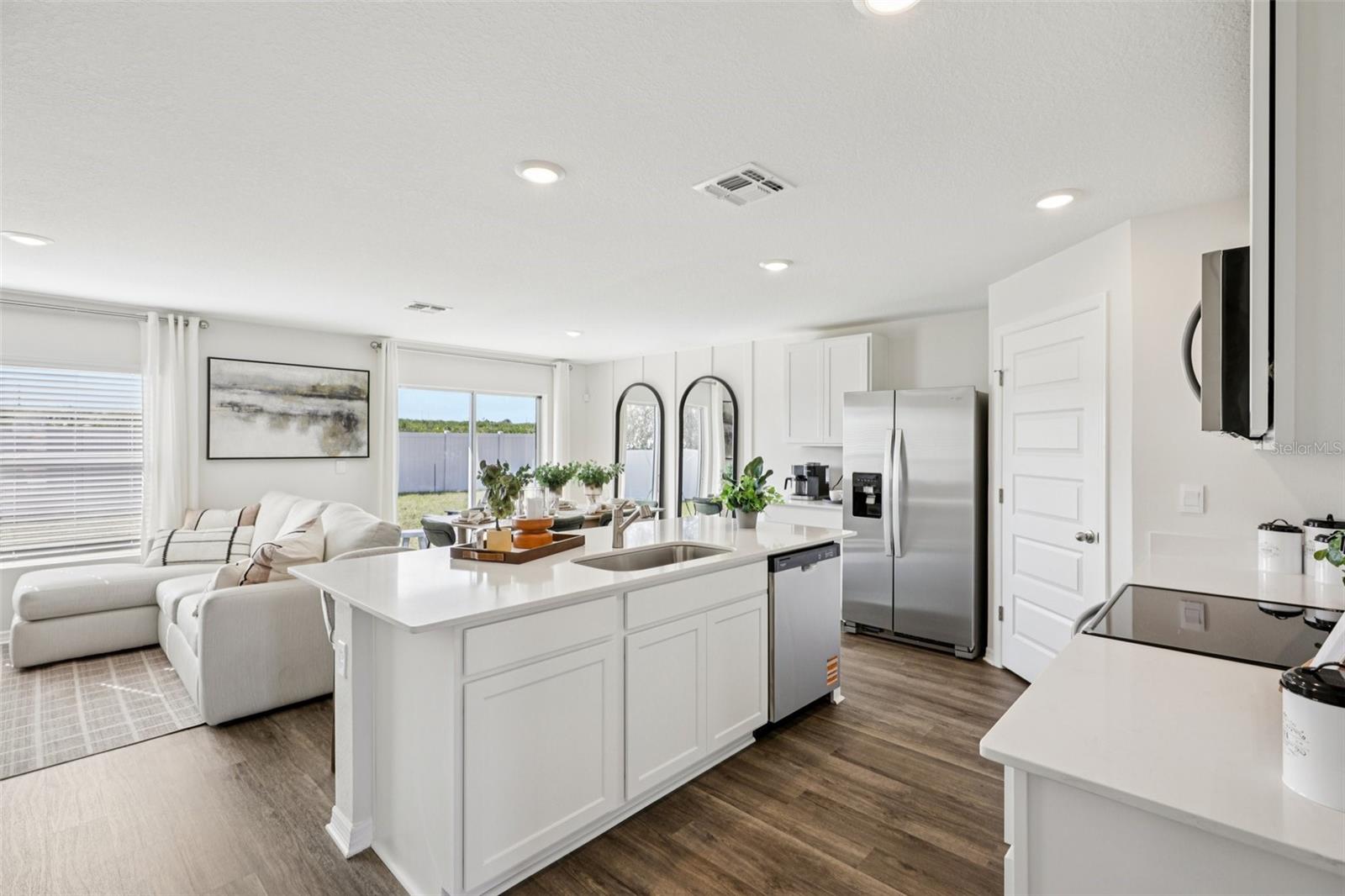 765 Greenway Blvd Property Photo 12