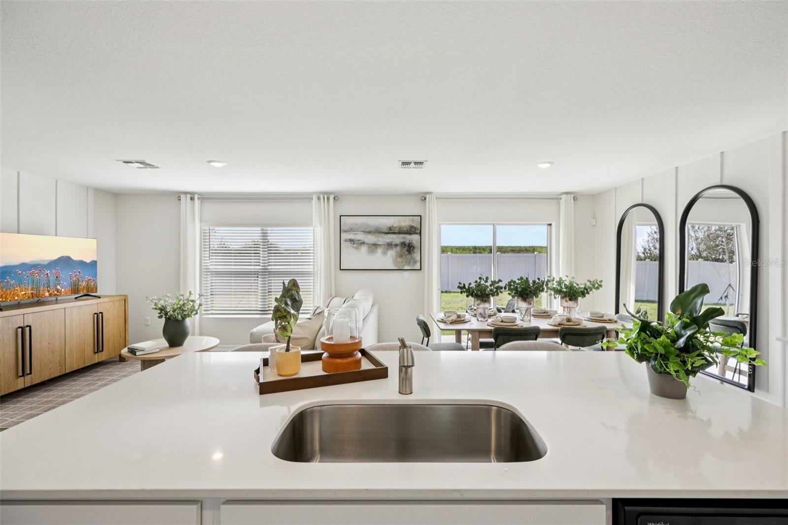 765 Greenway Blvd Property Photo 15