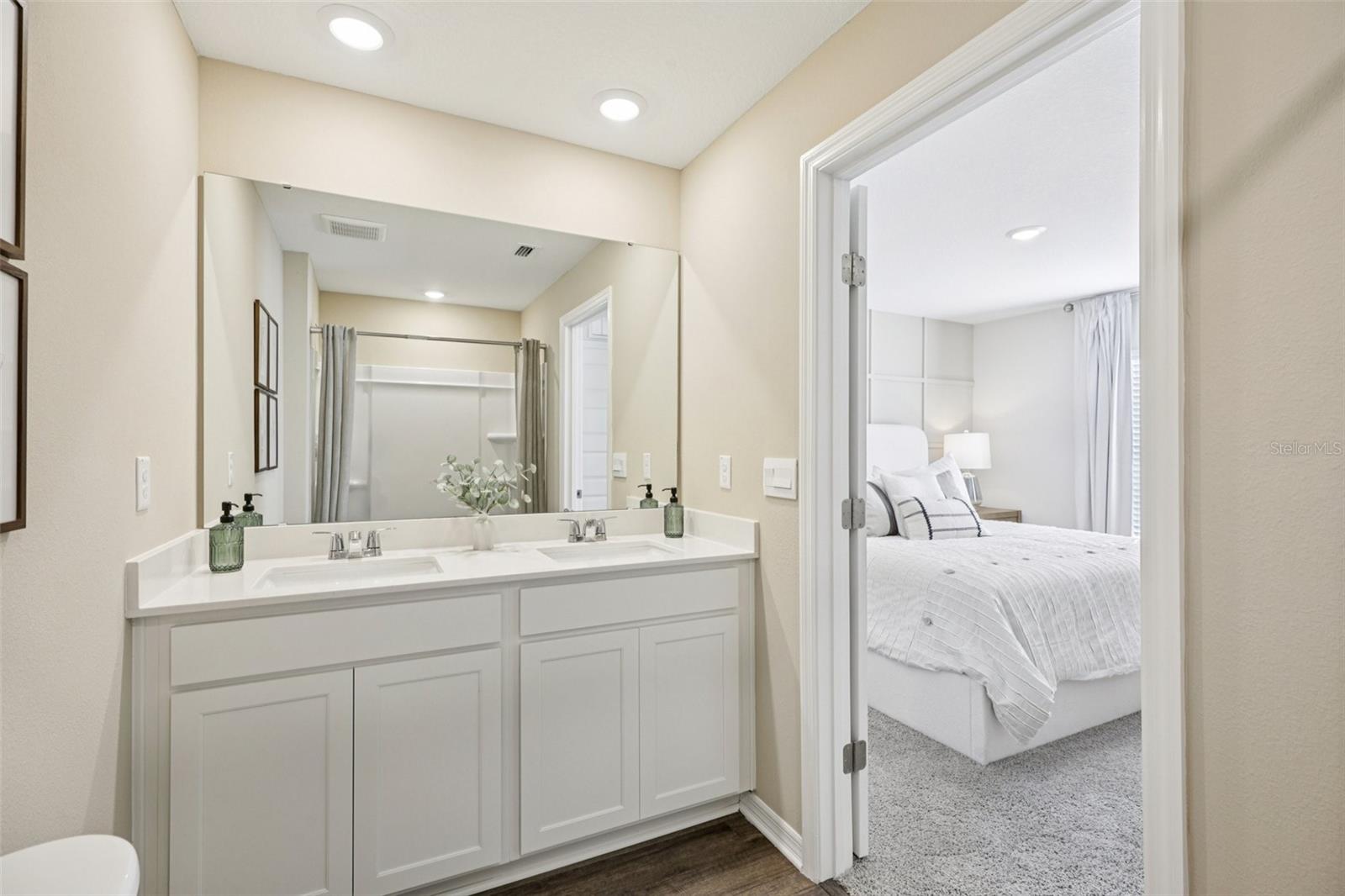 765 Greenway Blvd Property Photo 30