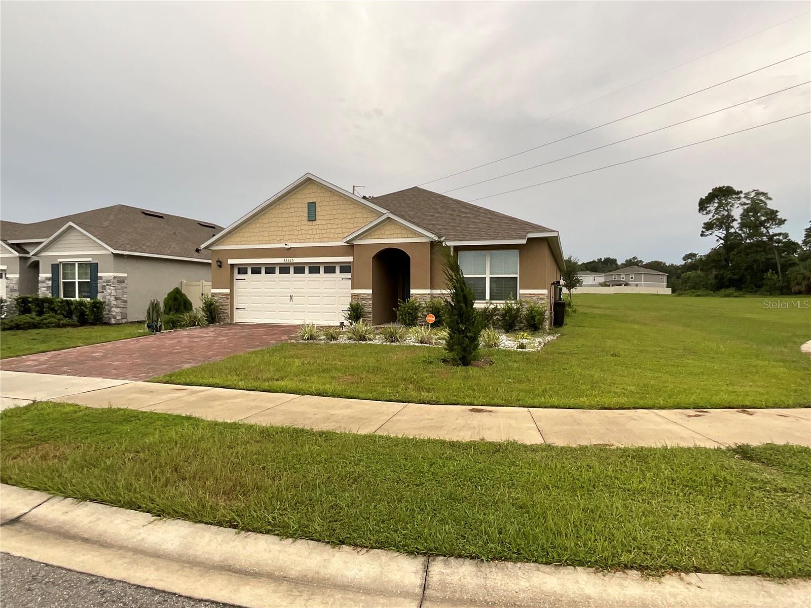 33525 Always Dreaming Ct Property Photo 2