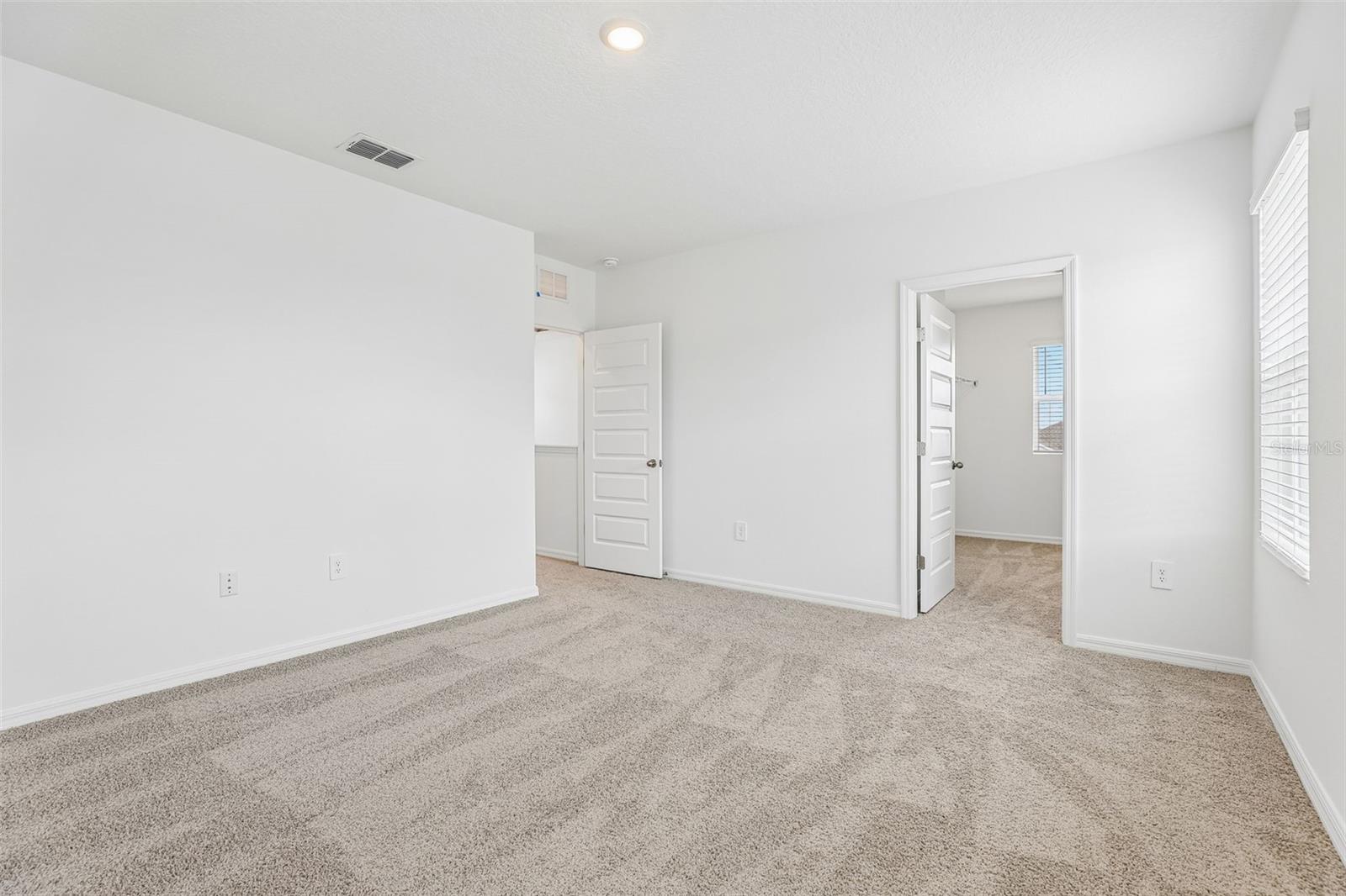4007 Limeklin Loop Property Photo 24