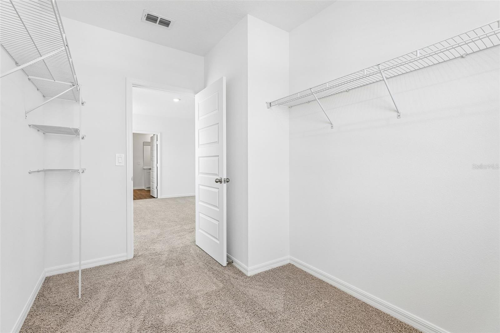 4007 Limeklin Loop Property Photo 26