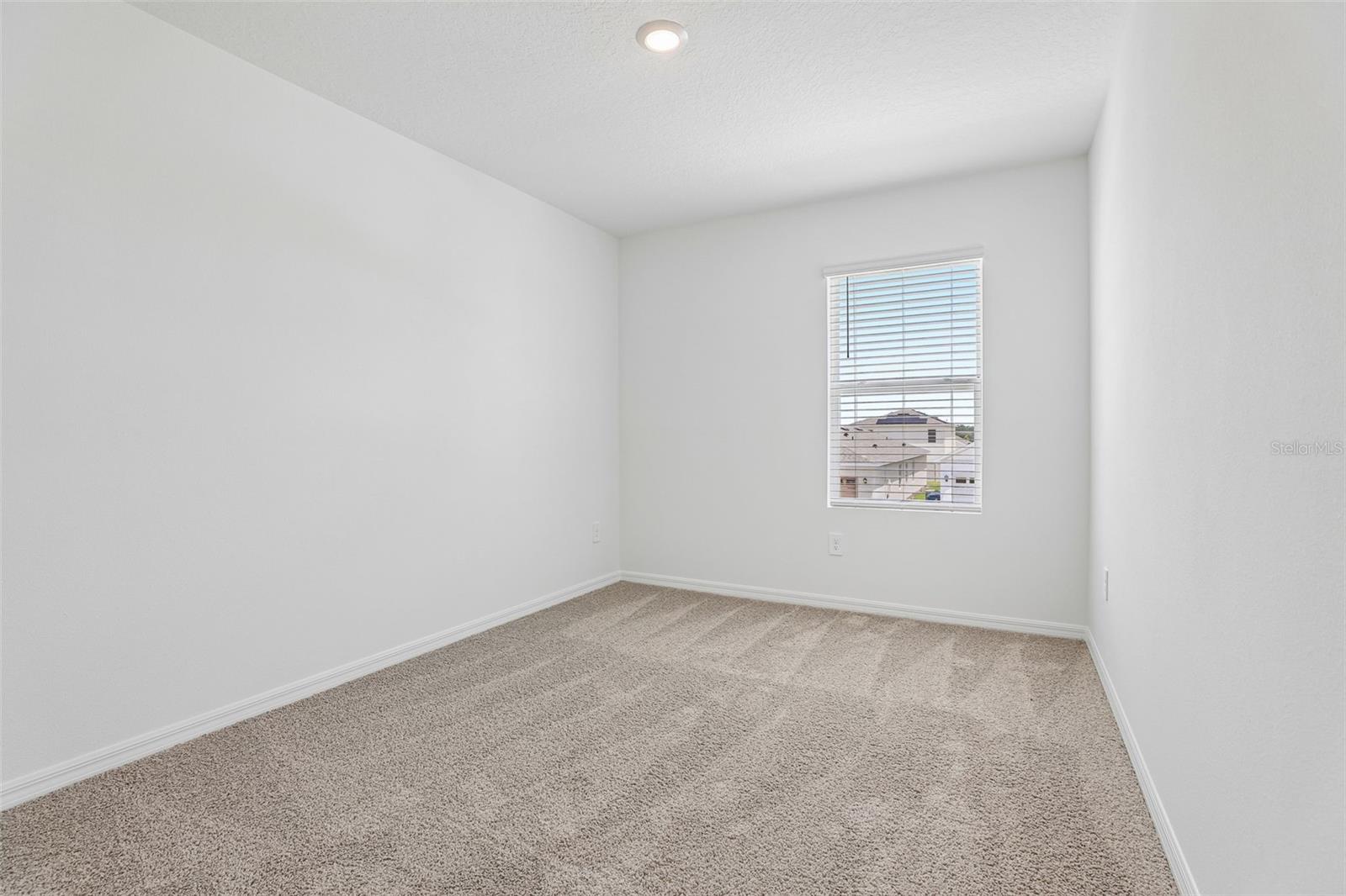4007 Limeklin Loop Property Photo 32