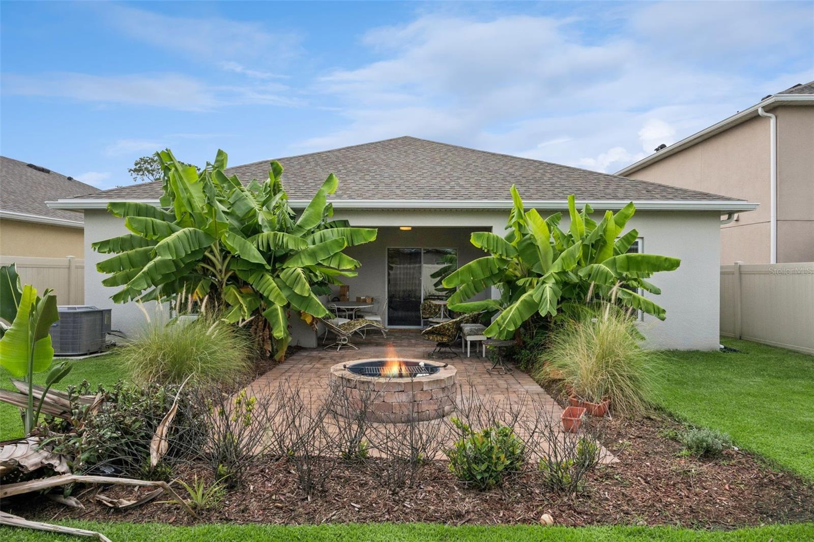 1055 Chase Austin Way Property Photo 5