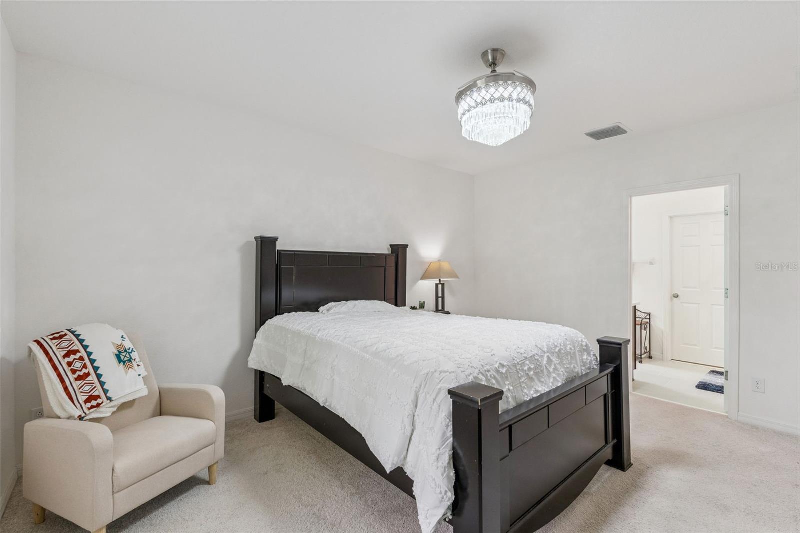 1055 Chase Austin Way Property Photo 10