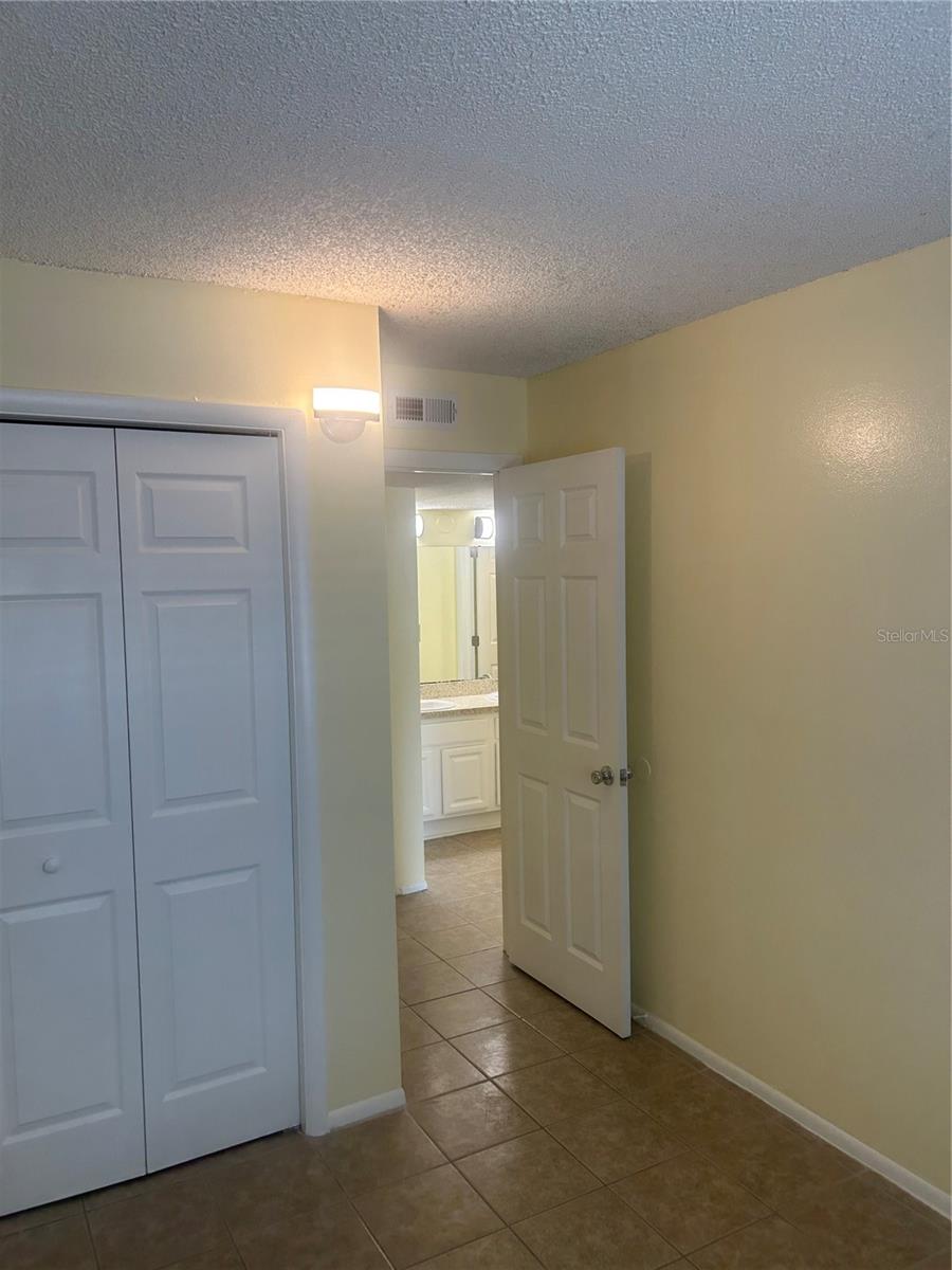 2513 N Alafaya Trl #21 Property Photo 15