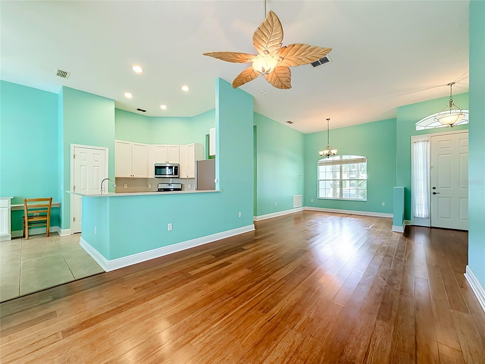 2947 Majestic Isle Dr Property Photo 11