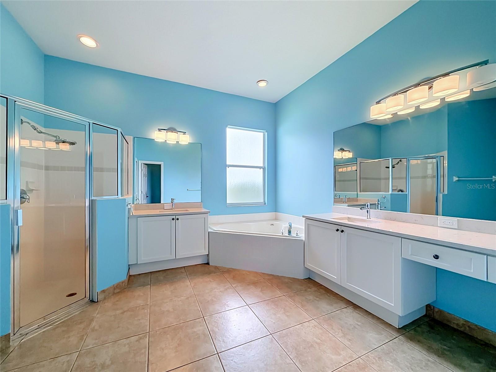 2947 Majestic Isle Dr Property Photo 26