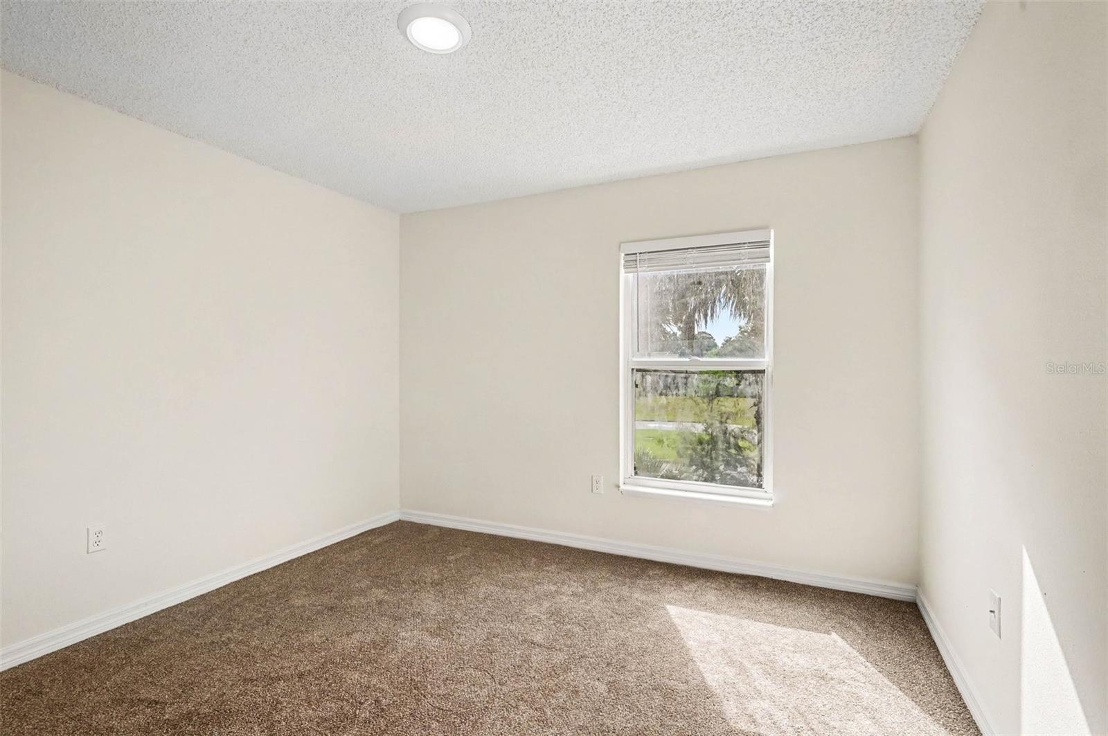 1093 Amanda Kay Cir Property Photo 8