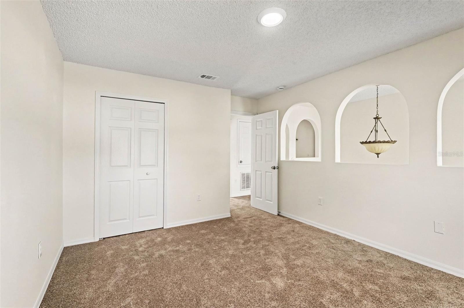 1093 Amanda Kay Cir Property Photo 9