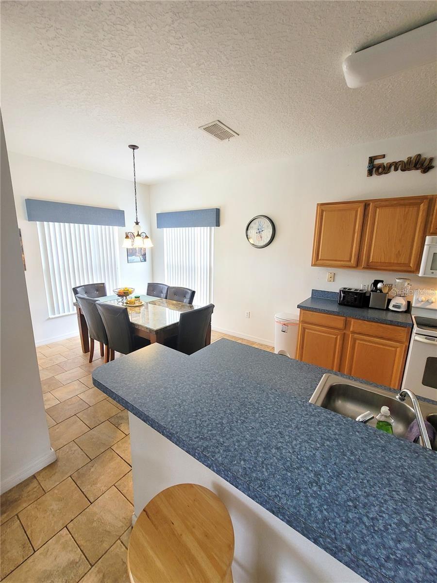 183 Highgate Park Blvd Property Photo 8