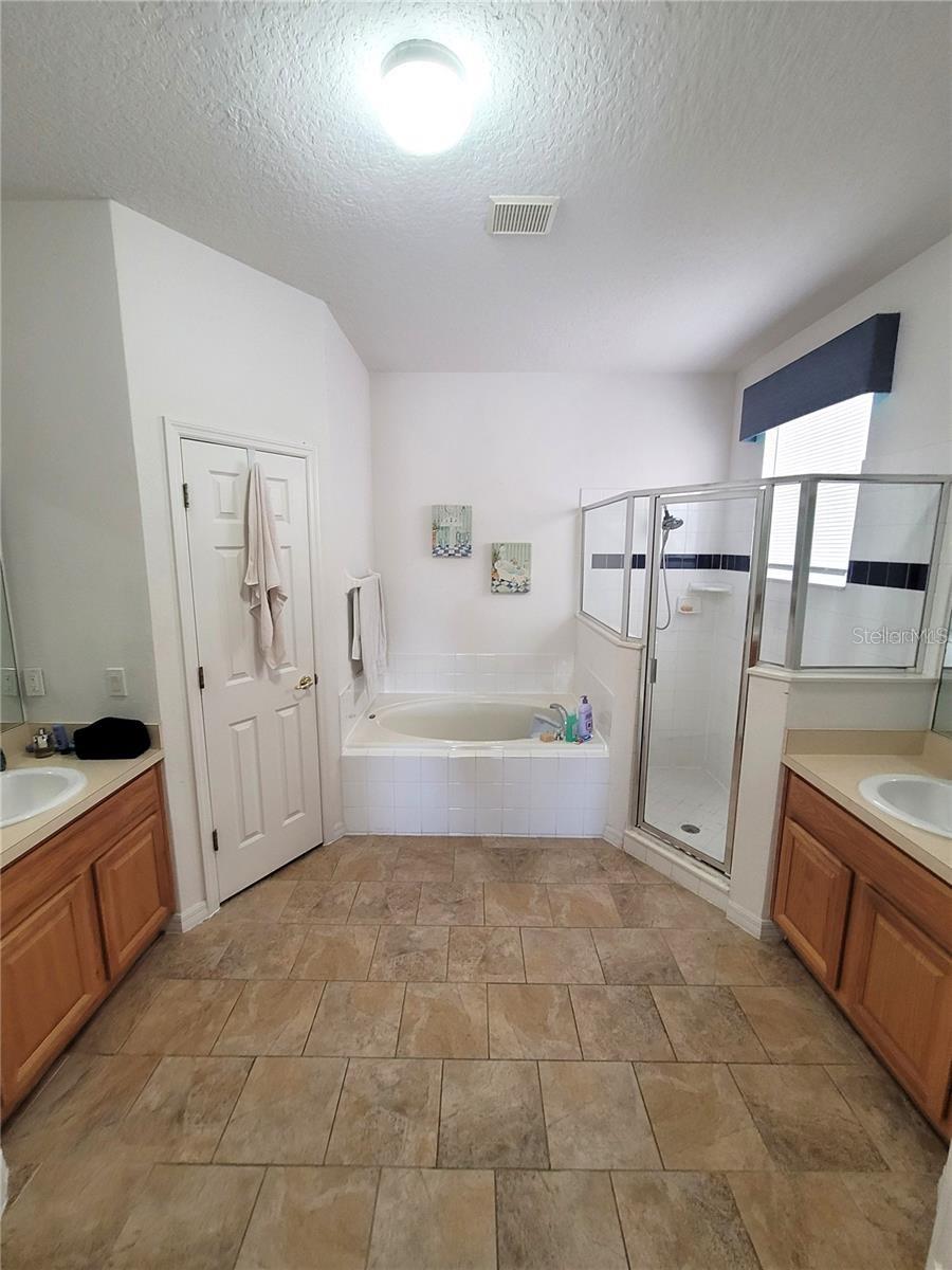183 Highgate Park Blvd Property Photo 13