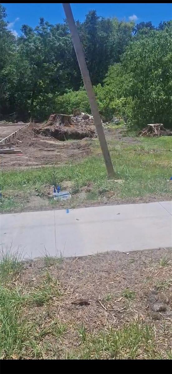 1690 E Bay St Property Photo 1