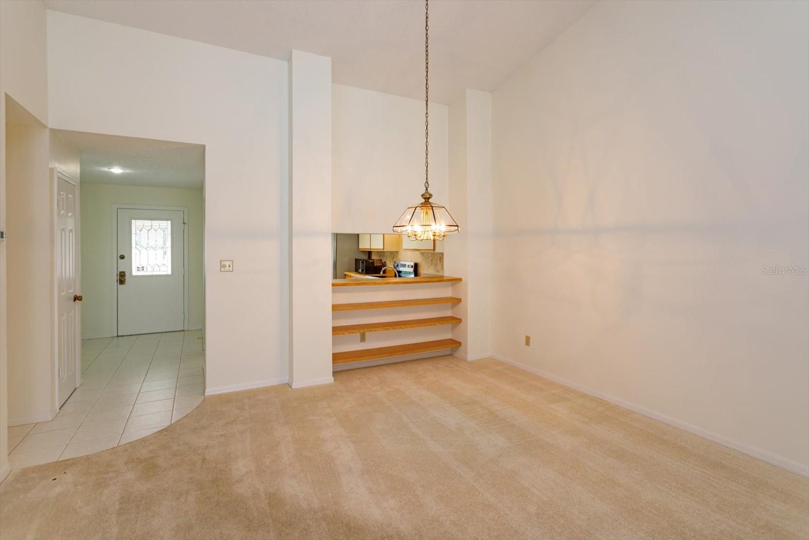 1055 Kensington Park Dr #711 Property Photo 8