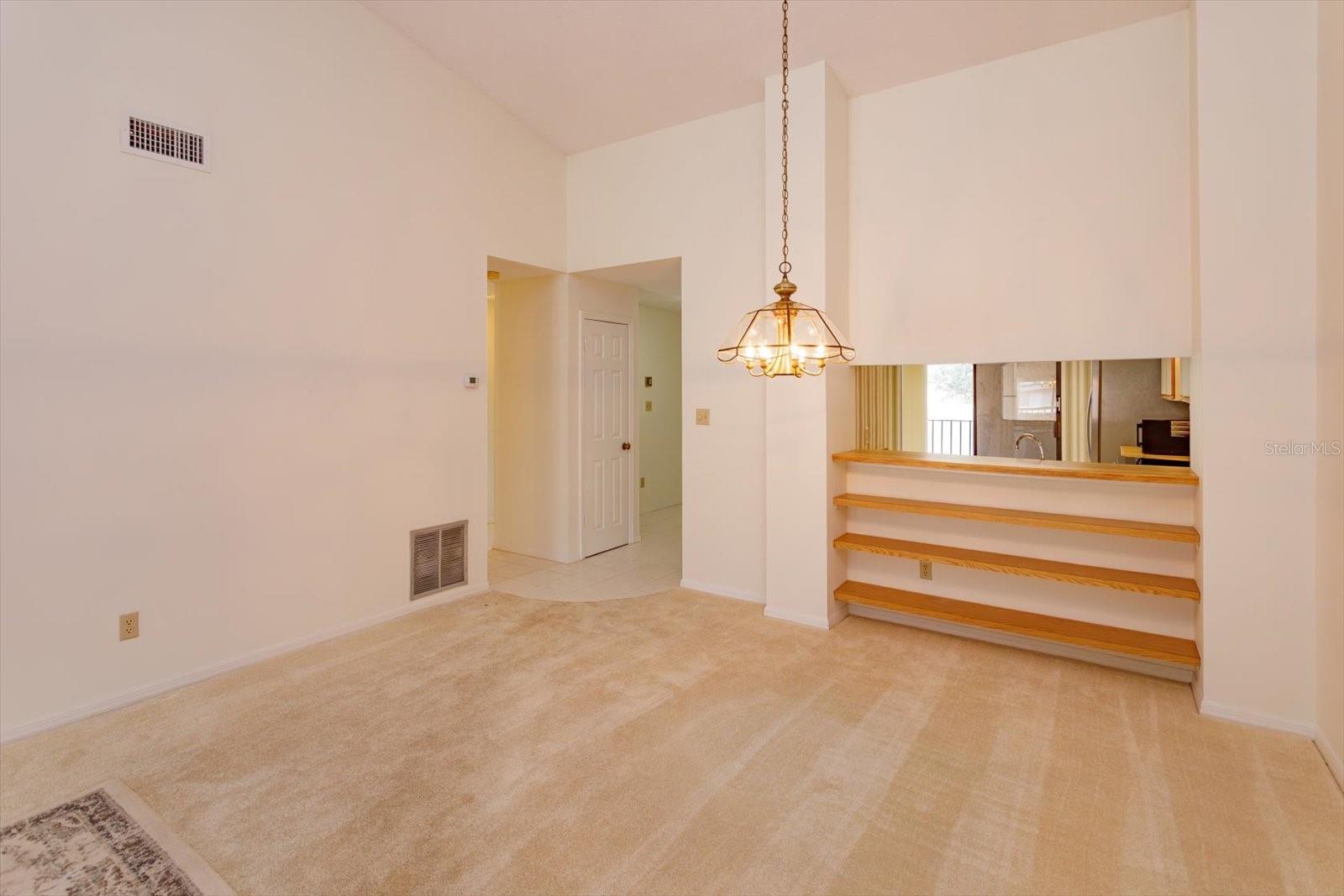 1055 Kensington Park Dr #711 Property Photo 9