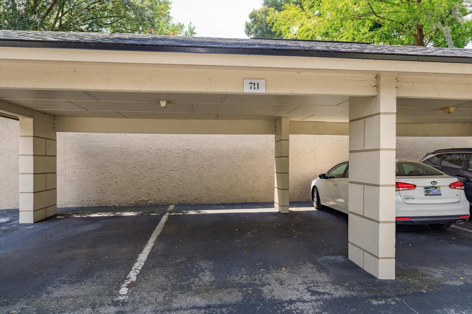 1055 Kensington Park Dr #711 Property Photo 20