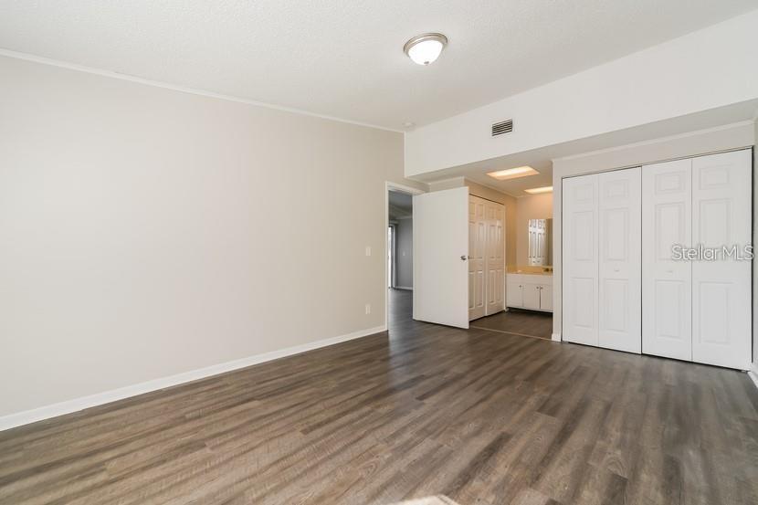 559 Martin Place Blvd Property Photo 9