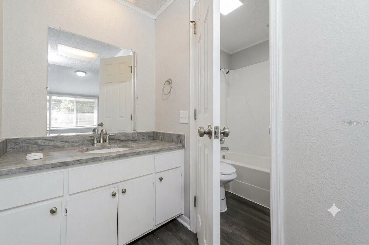 559 Martin Place Blvd Property Photo 10